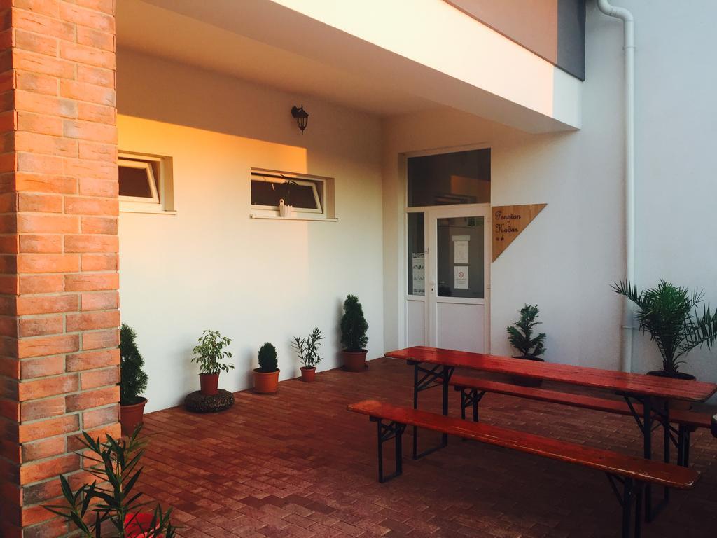 Guest House Hodus Vydrany Εξωτερικό φωτογραφία