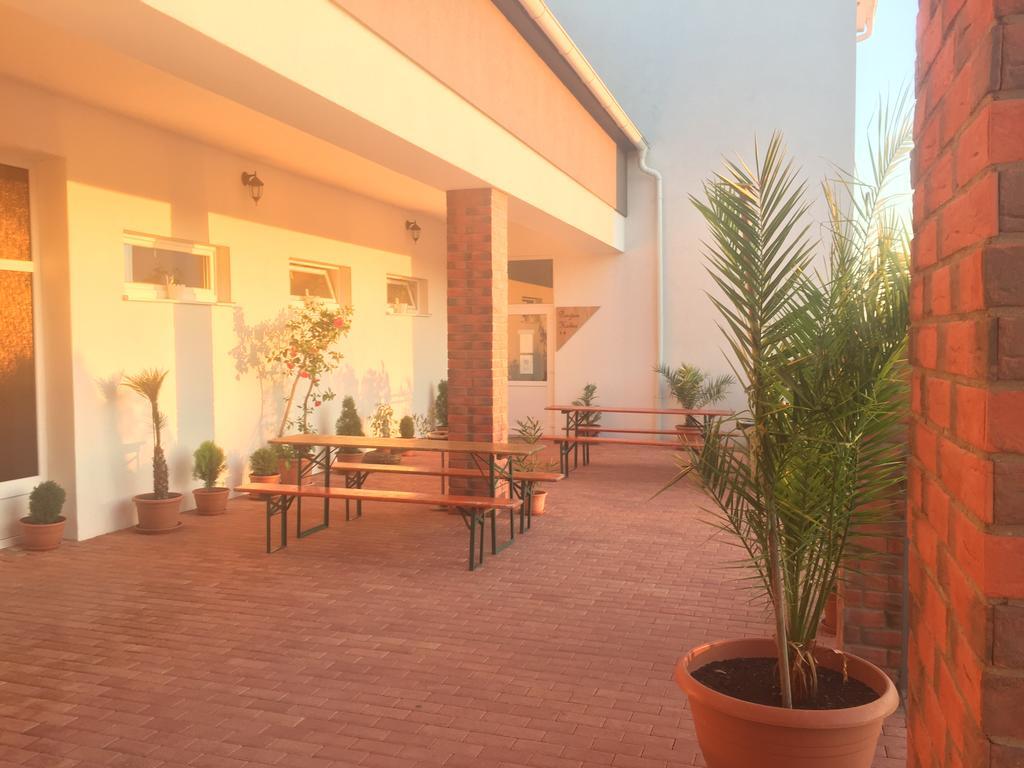Guest House Hodus Vydrany Εξωτερικό φωτογραφία